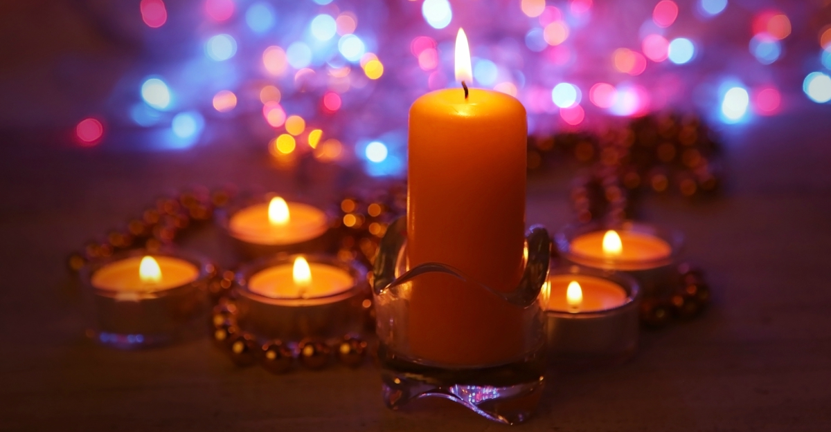 Scented candles with therapeutic effects for your home