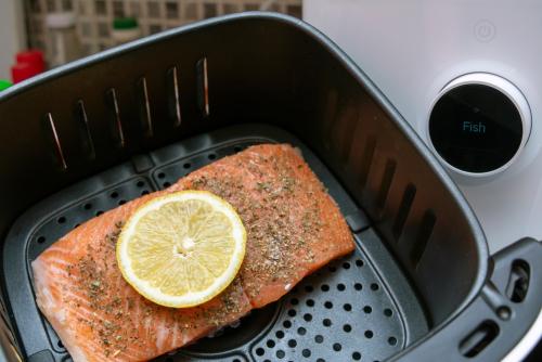 The trick for the juiciest airfryer salmon.