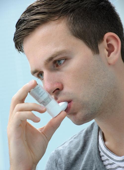 Astmul, boala cu feţe schimbătoare.